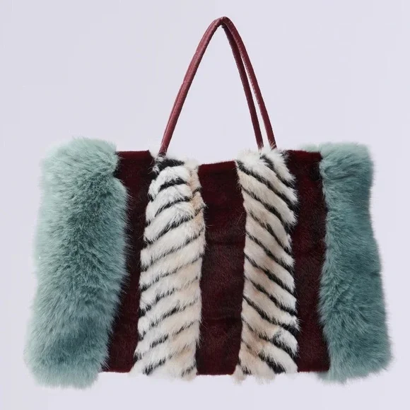 Akira HAVE IT ALL FAUX FUR TOTE Luxurious Multicolor Tote Bag Burgundy Blue - Picture 2 of 7